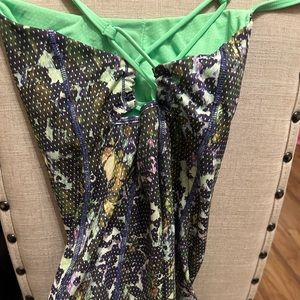 Lululemon tank